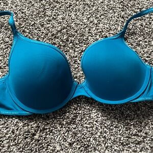 NWOT T shirt bra from Victoria’s Secret